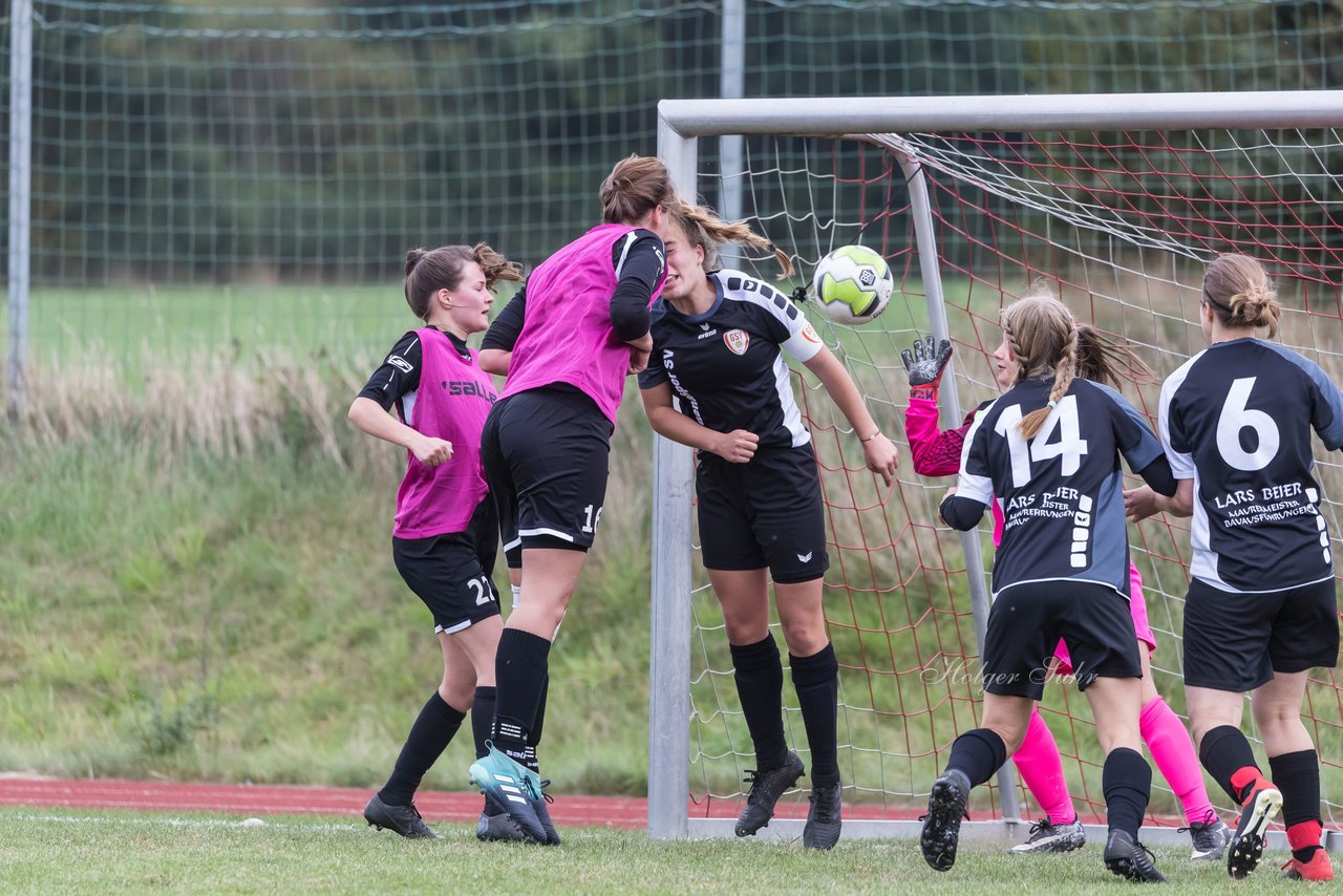 Bild 289 - Frauen Grossenasper SV - SV Steinhorst/Labenz : Ergebnis: 1:3